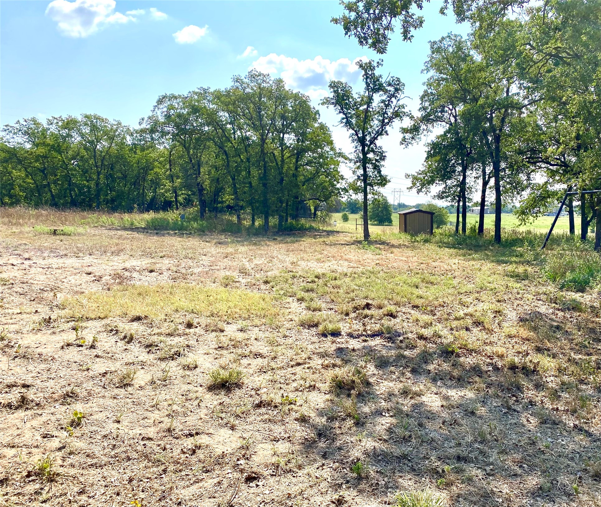 524 County Road 1792 Sunset TX 76270