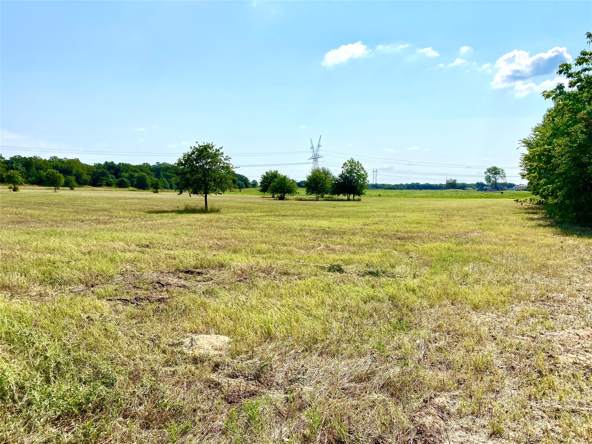 524 County Road 1792 Sunset TX 76270