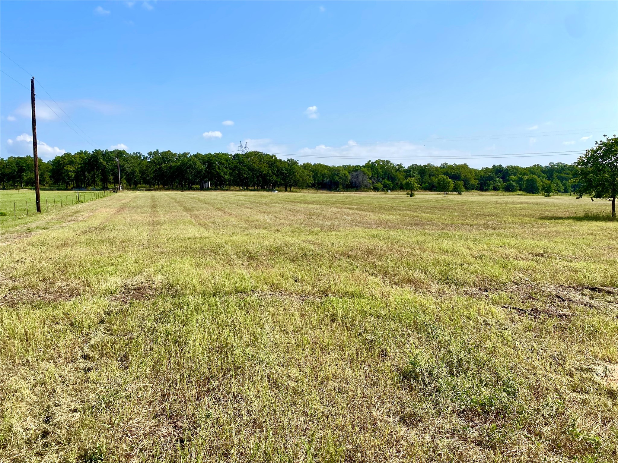 524 County Road 1792 Sunset TX 76270