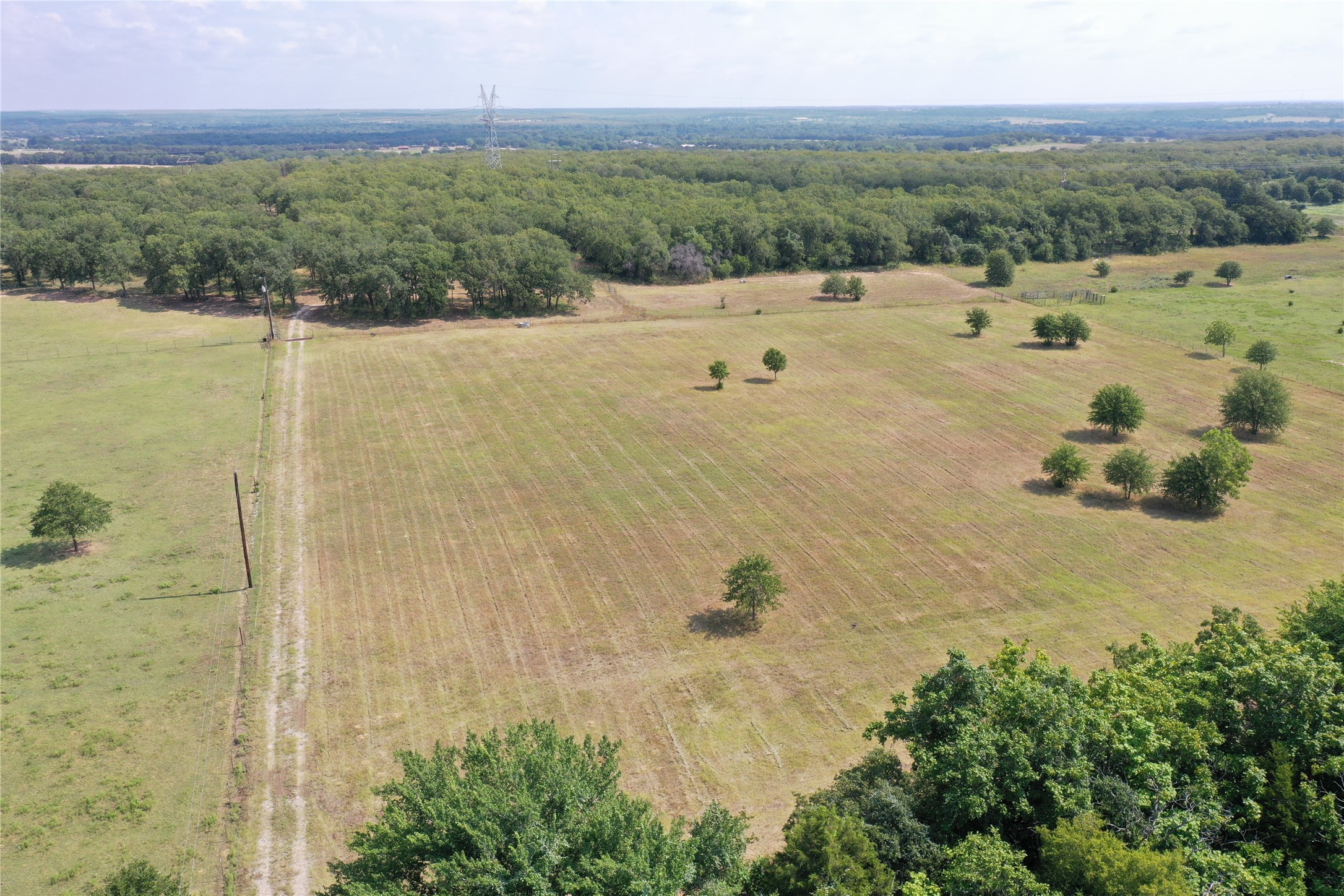 524 County Road 1792 Sunset TX 76270