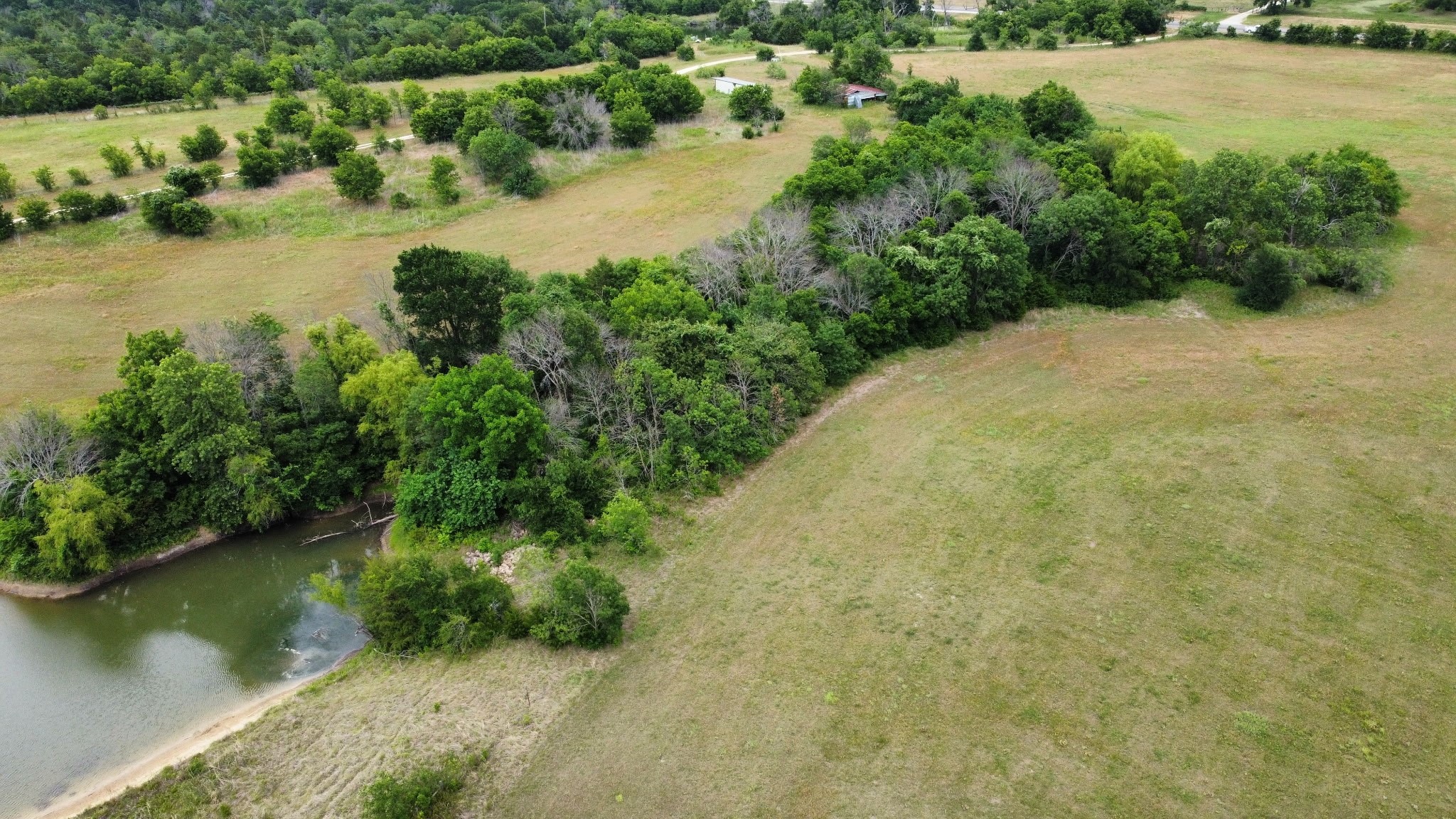 2517 St Highway 31 Hubbard TX 76648
