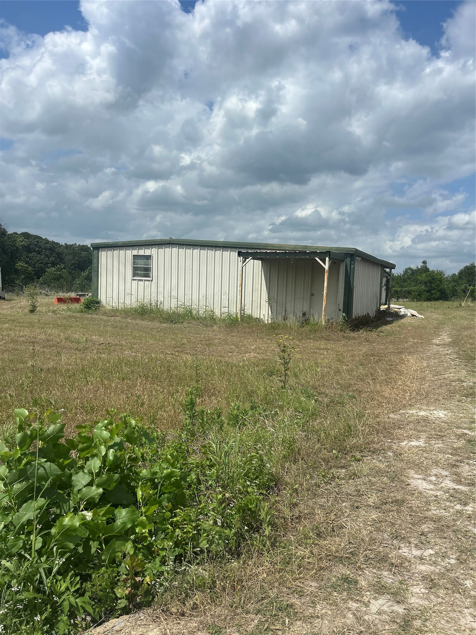 2517 State Highway 31 Hubbard TX 76648