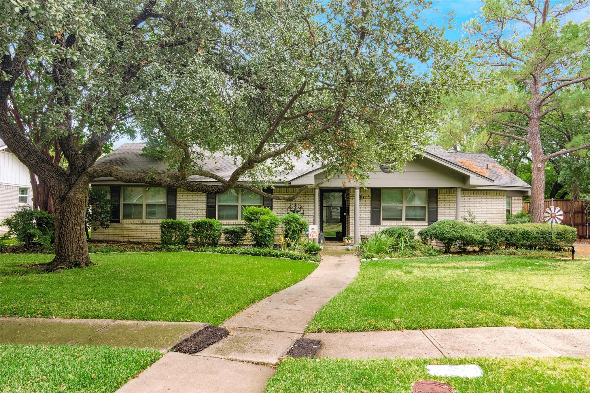 3342 Whitehall Drive Dallas TX 75229