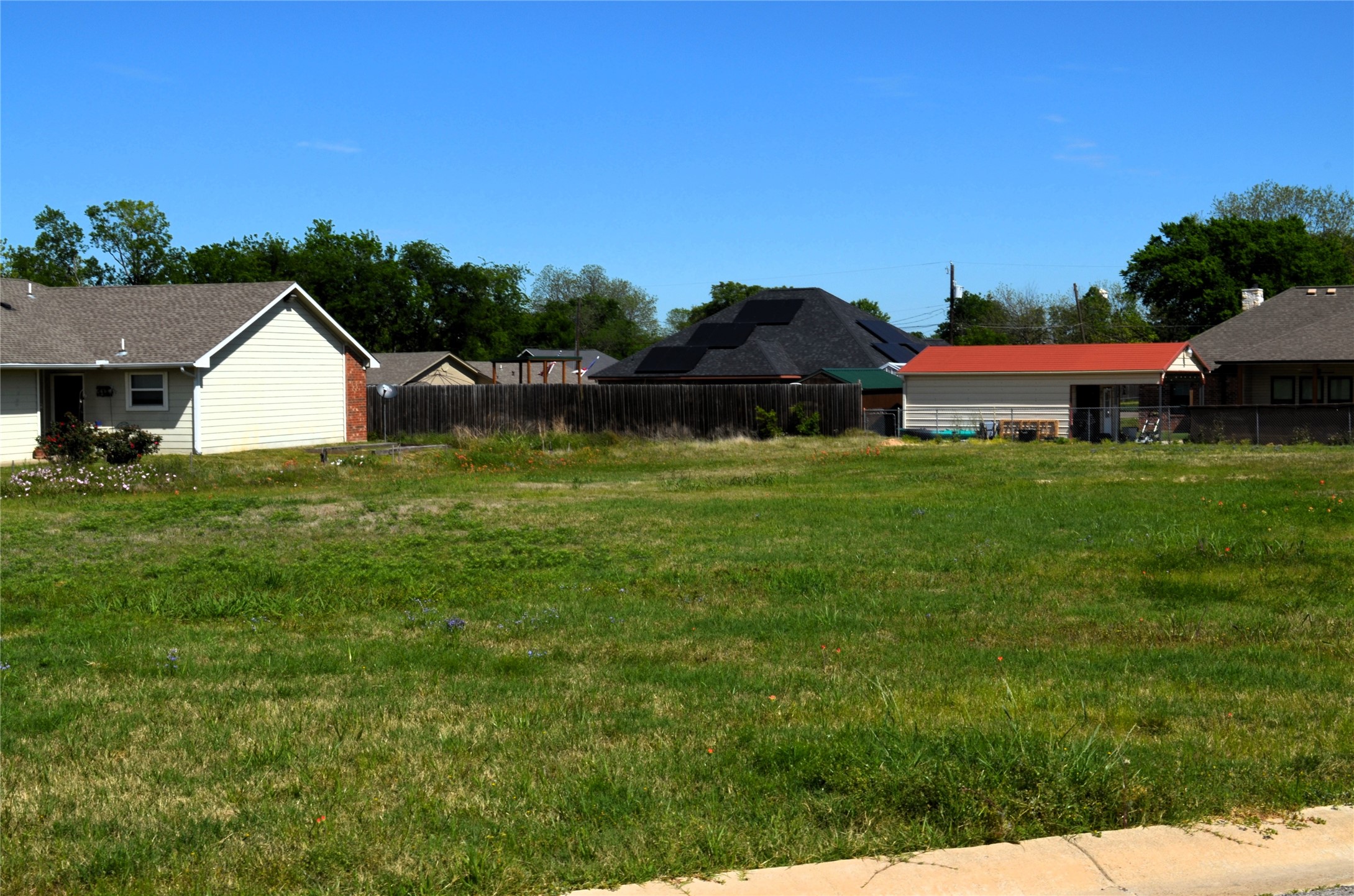 318 Preston Road Mabank TX 75147
