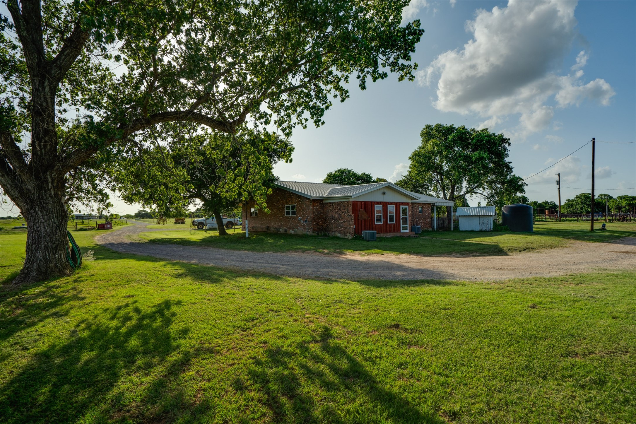 3396 River Bottom Road Burkburnett TX 76354