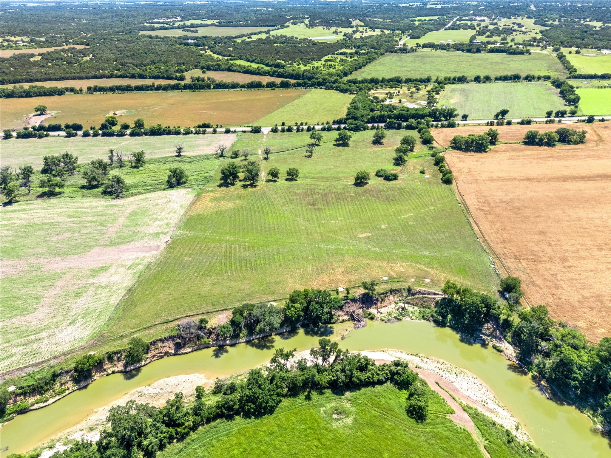 32 Ac. 000 Tx-6 Valley Mills TX 76689