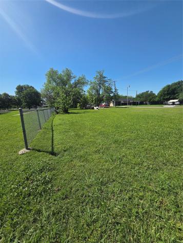 500 E Evergreen Street Sherman TX 75090