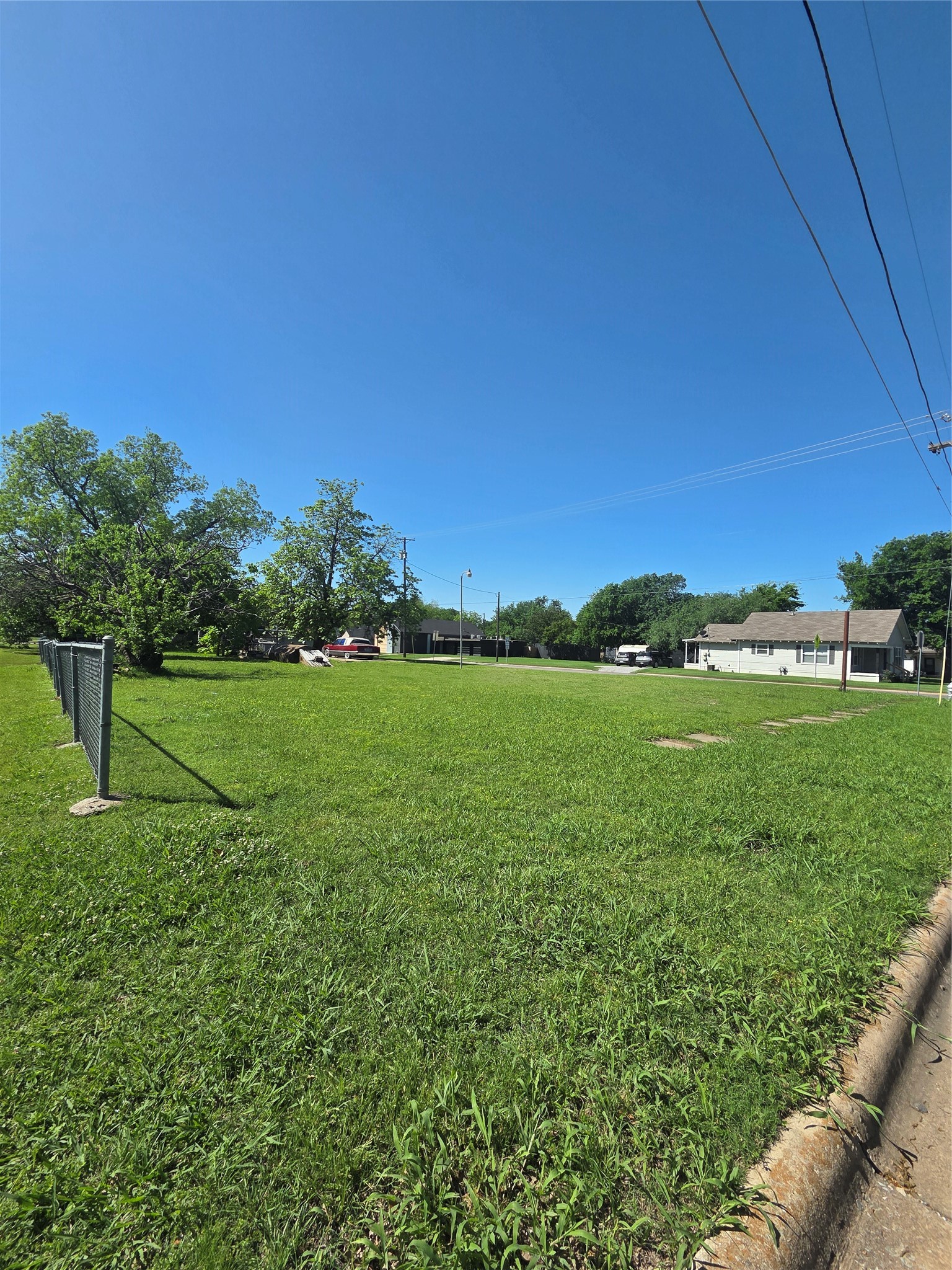 500 E Evergreen Street Sherman TX 75090
