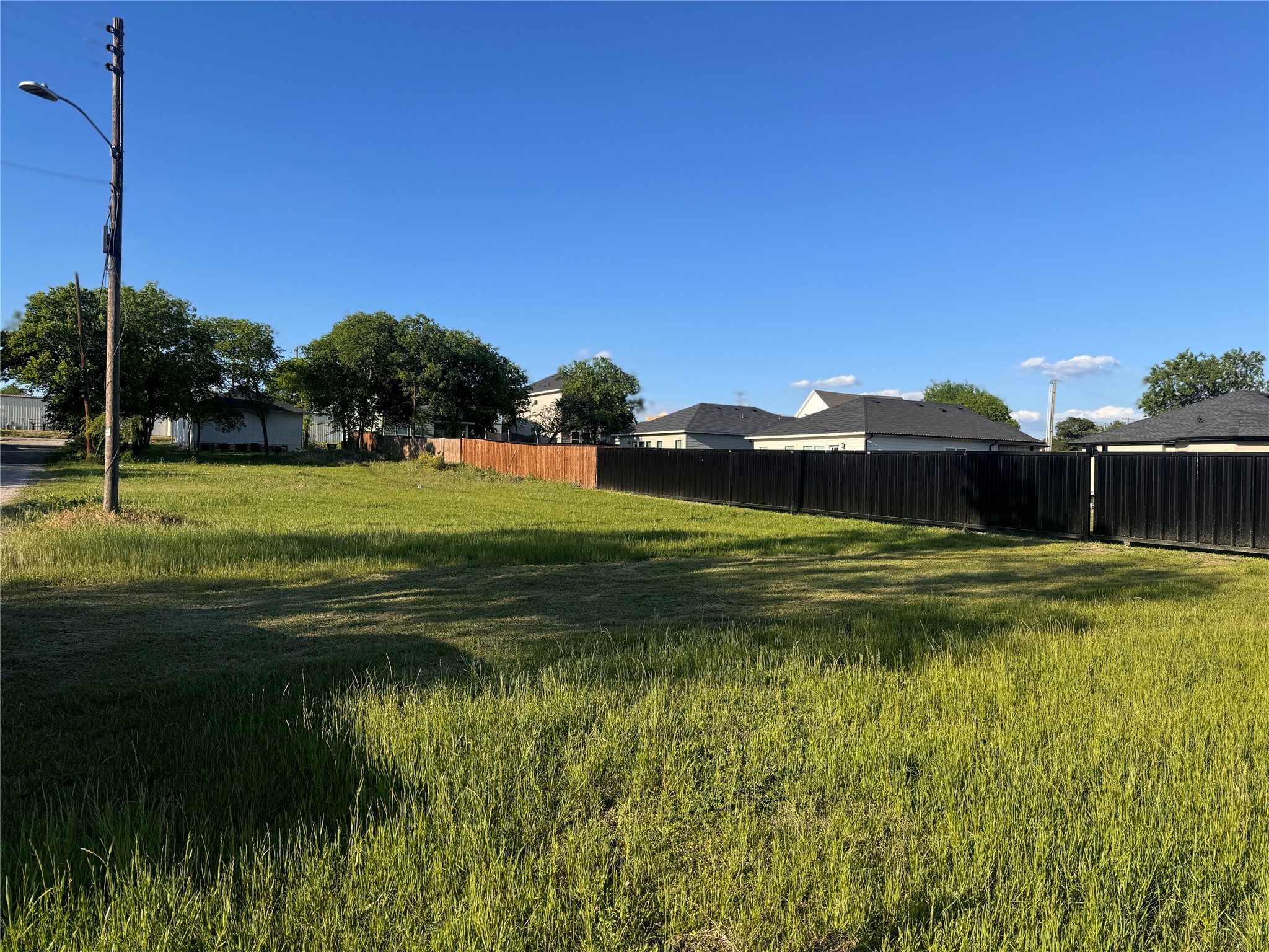 207 Pine Street Hillsboro TX 76645