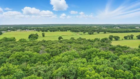 9450 Fm 2210 E Poolville TX 76487