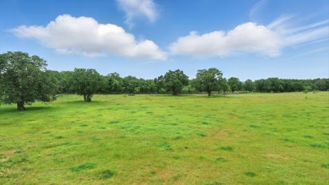 9450 Fm 2210 E Poolville TX 76487