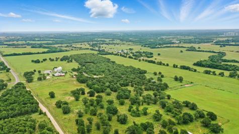 9450 Fm 2210 E Poolville TX 76487