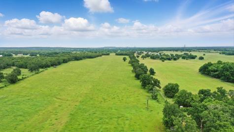 9450 Fm 2210 E Poolville TX 76487