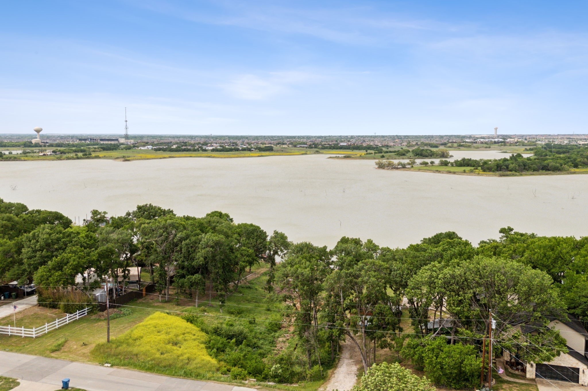 4547 N Shore Drive The Colony TX 75056