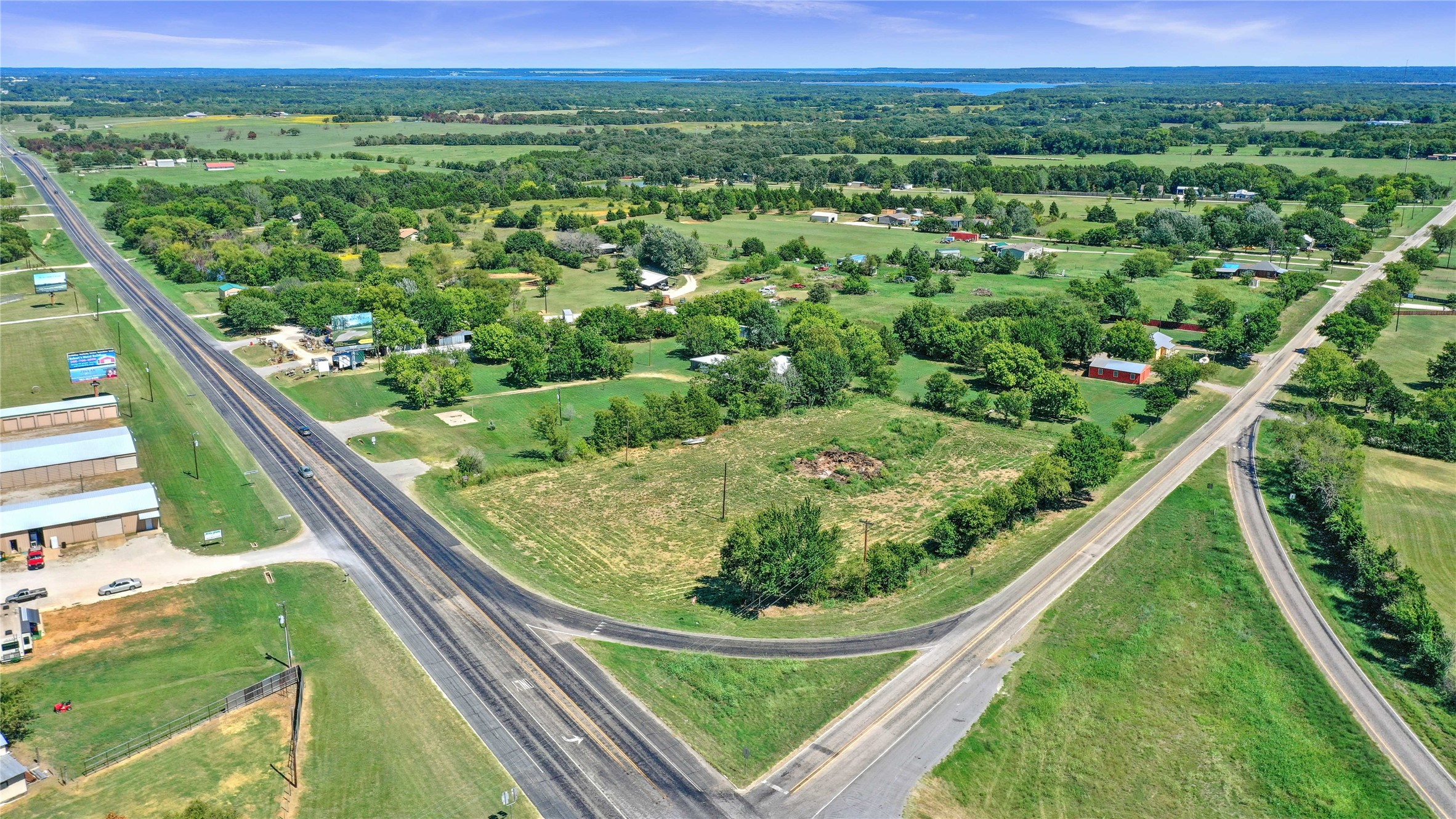 27960 Us Highway 377 Gordonville TX 76245