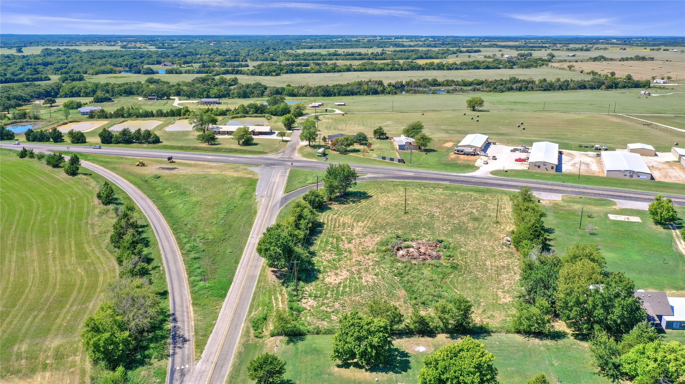27960 Us Highway 377 Gordonville TX 76245