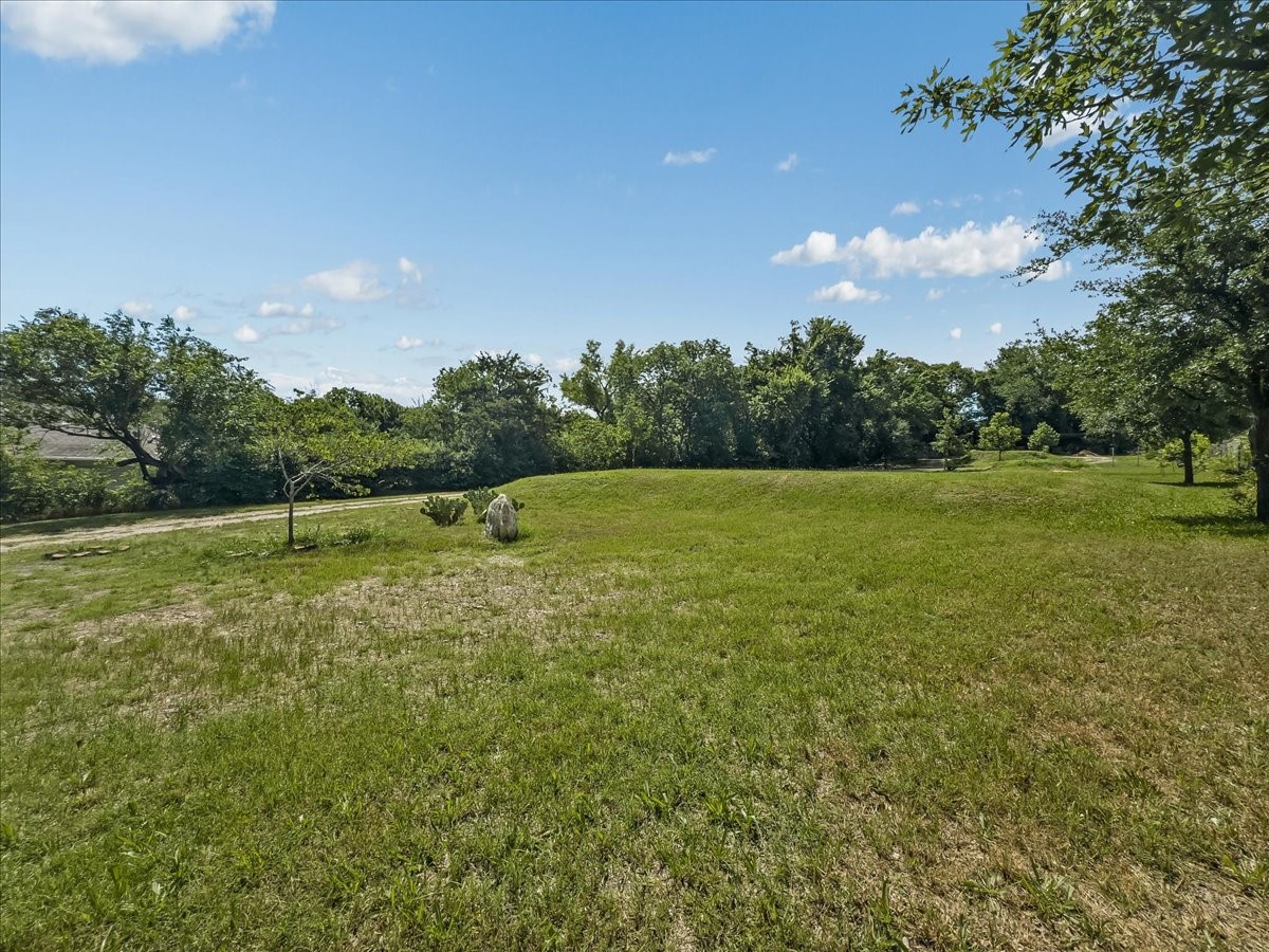1702 Seale Street Dallas TX 75208