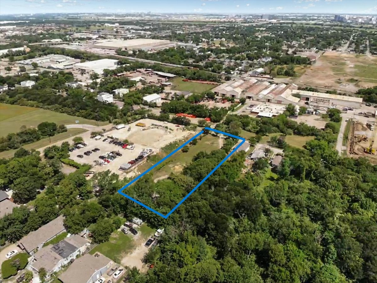 1702 Seale Street Dallas TX 75208