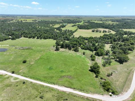 Tbd Tract #1 & #7 E Travis Holland TX 76534