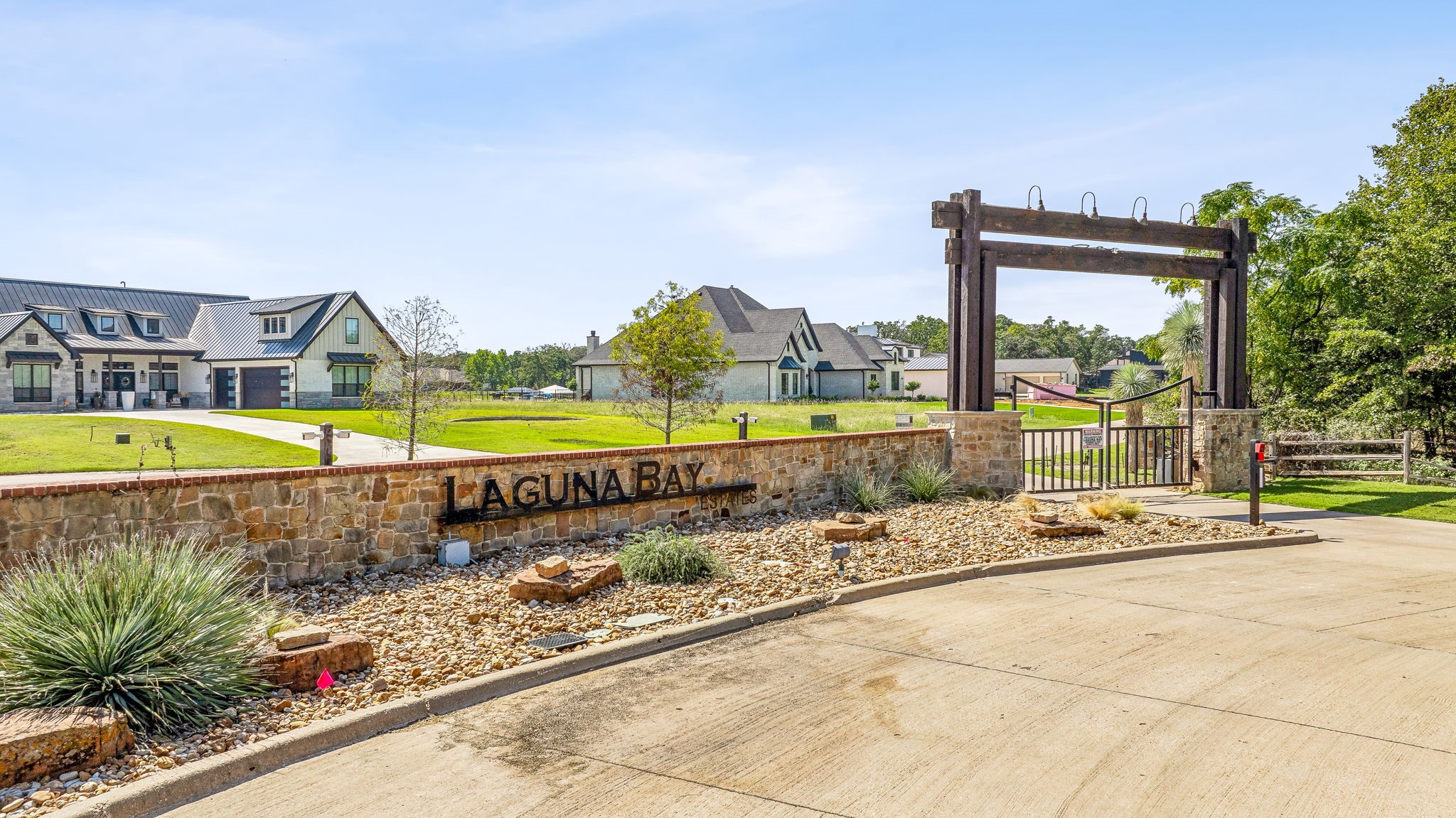 1800 S Laguna S Pelican Bay TX 76020