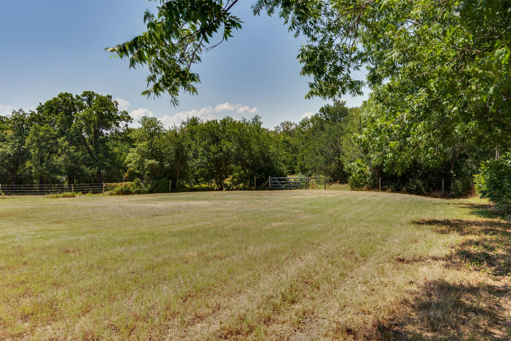 2918 Sunset Lane Dalworthington Gardens TX 76016