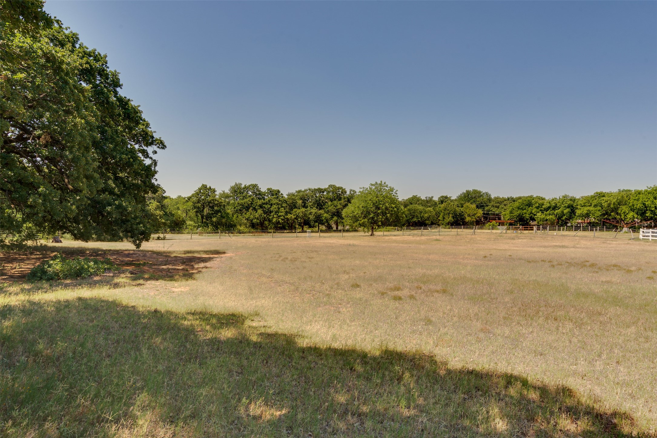 2918 Sunset Lane Dalworthington Gardens TX 76016