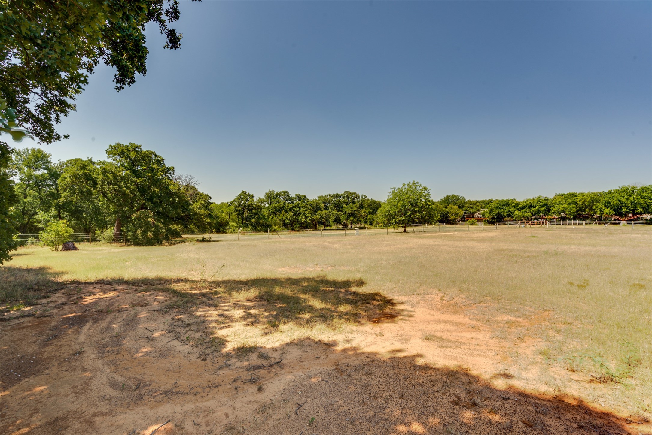 2918 Sunset Lane Dalworthington Gardens TX 76016