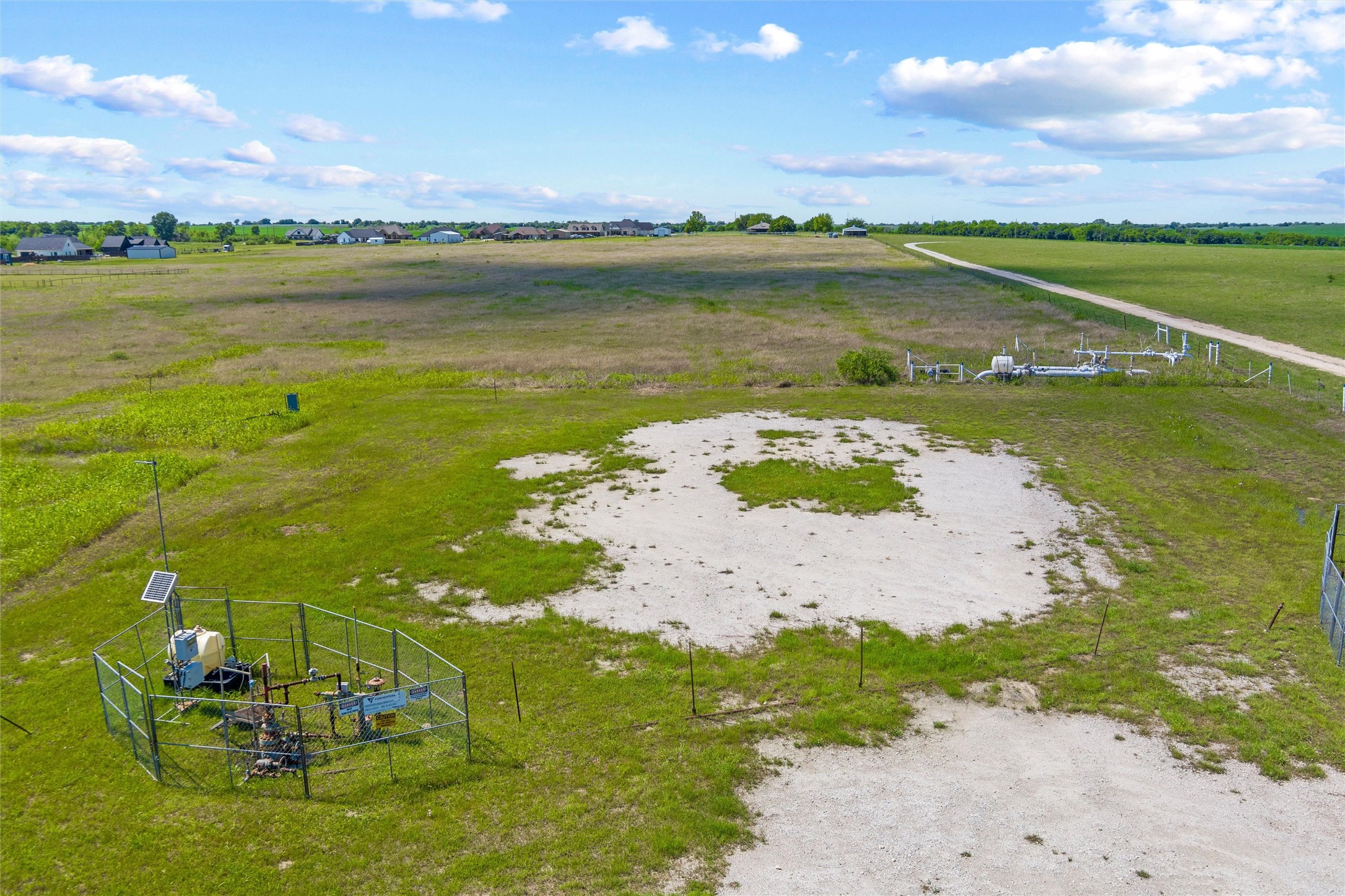 9817 County Road 408 Grandview TX 76050