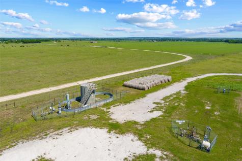 9817 County Road 408 Grandview TX 76050