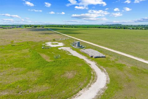 9817 County Road 408 Grandview TX 76050