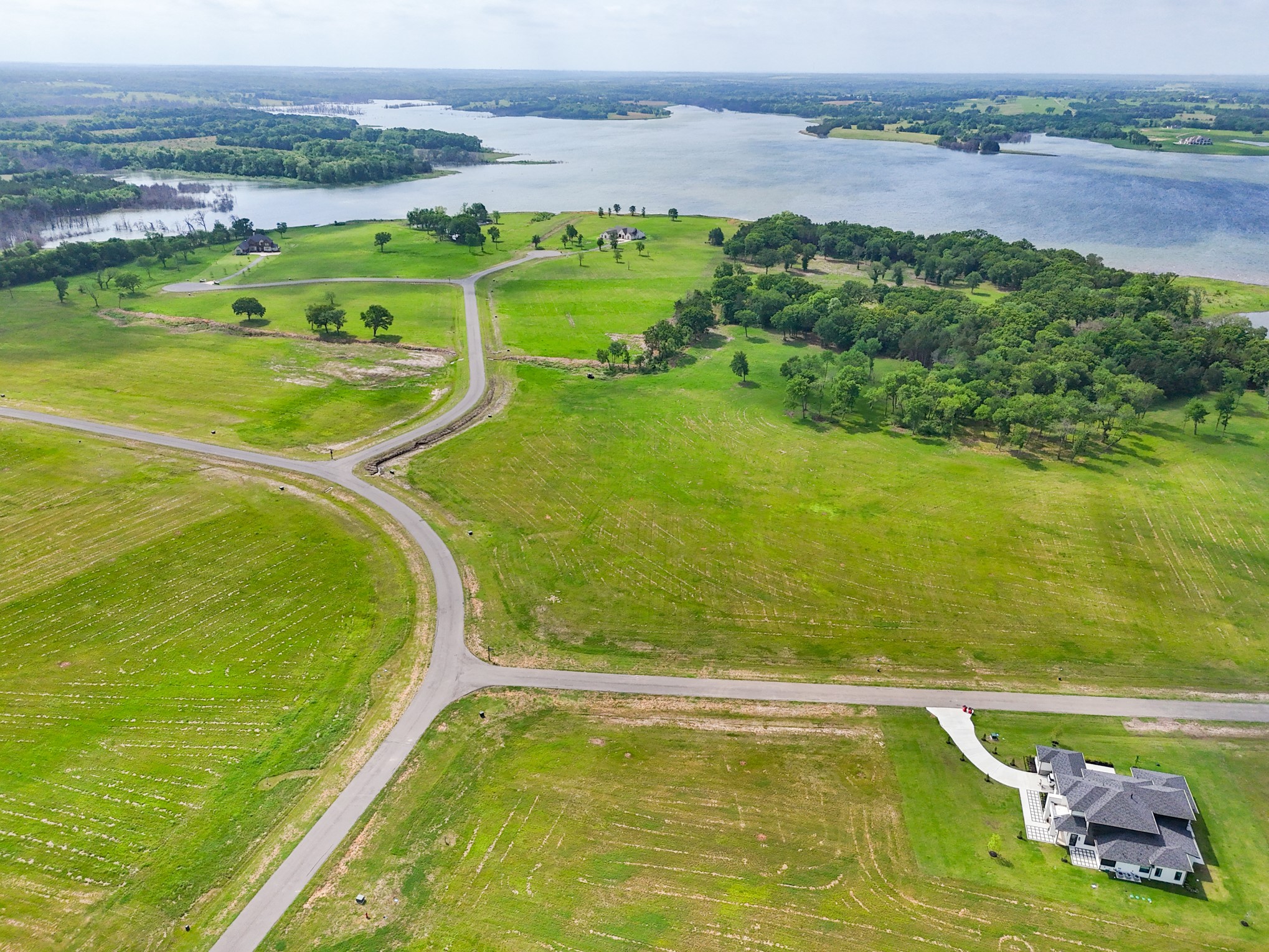 230 Lakewood Lane Honey Grove TX 75446