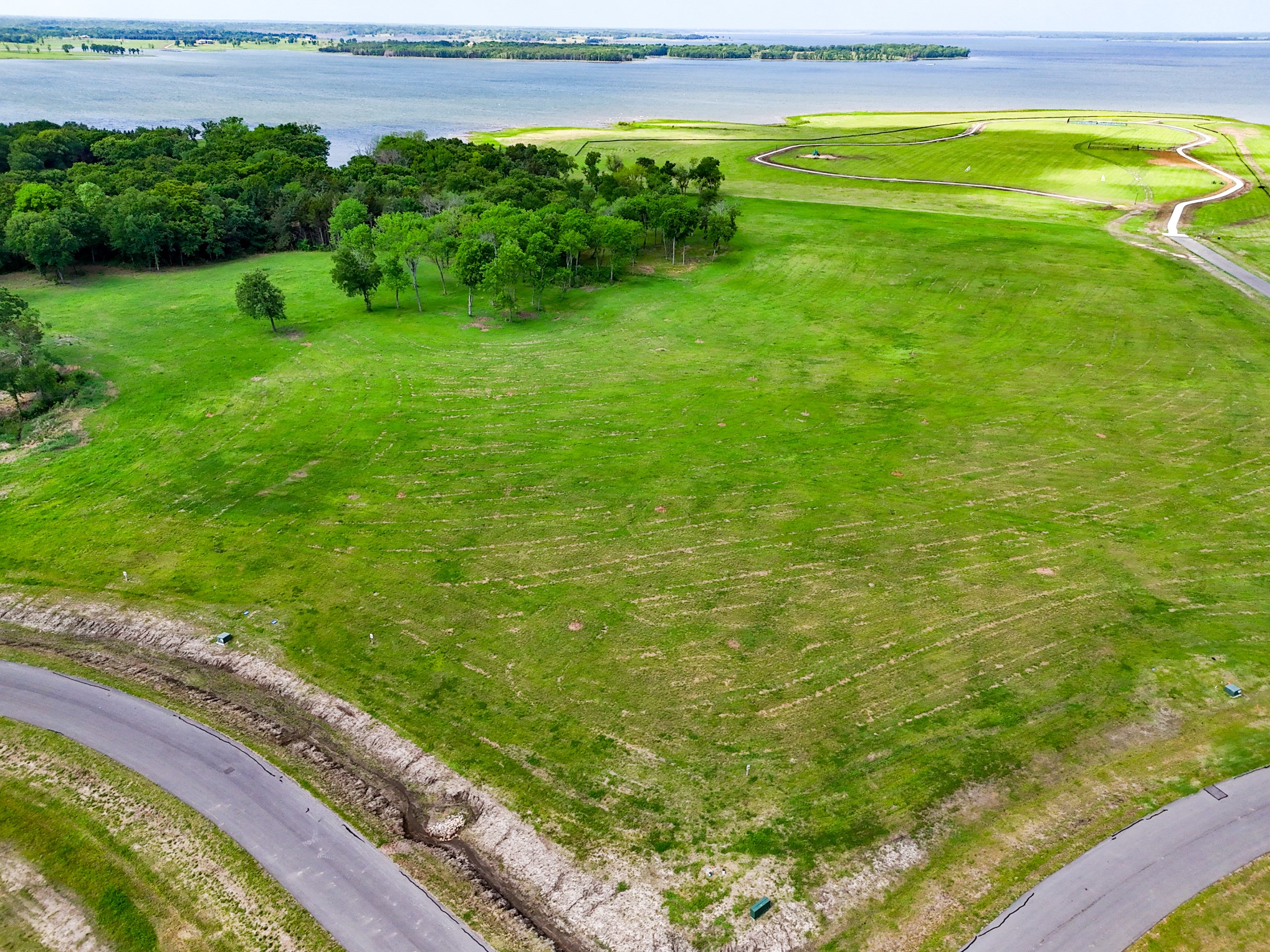 230 Lakewood Lane Honey Grove TX 75446