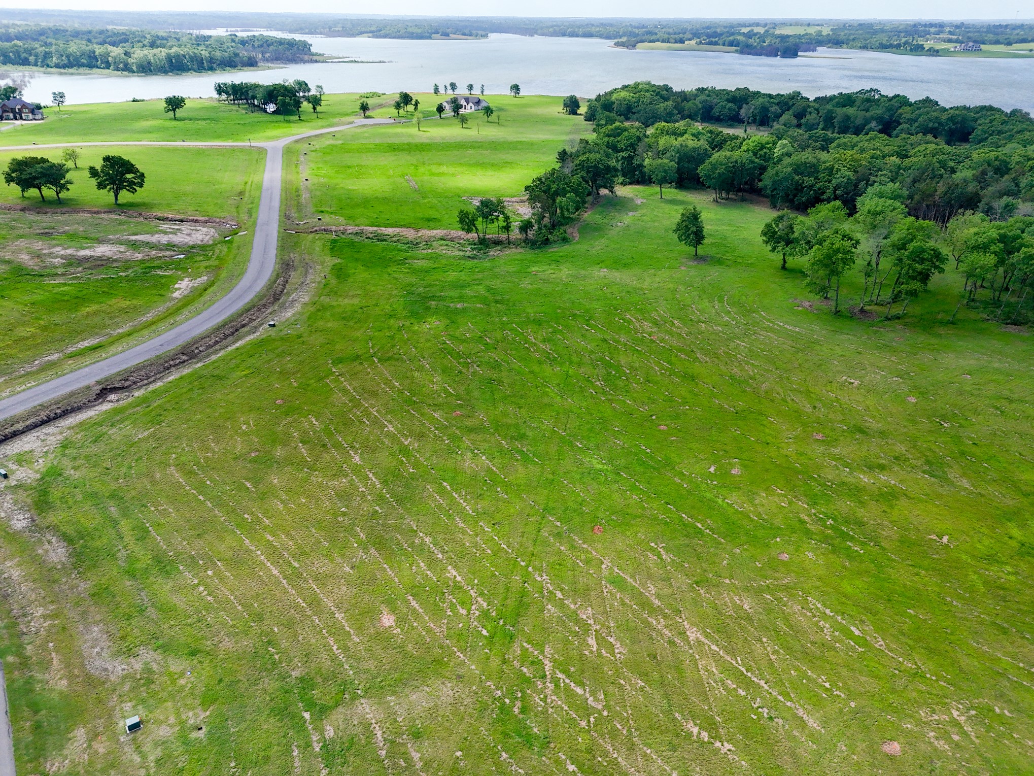 230 Lakewood Lane Honey Grove TX 75446