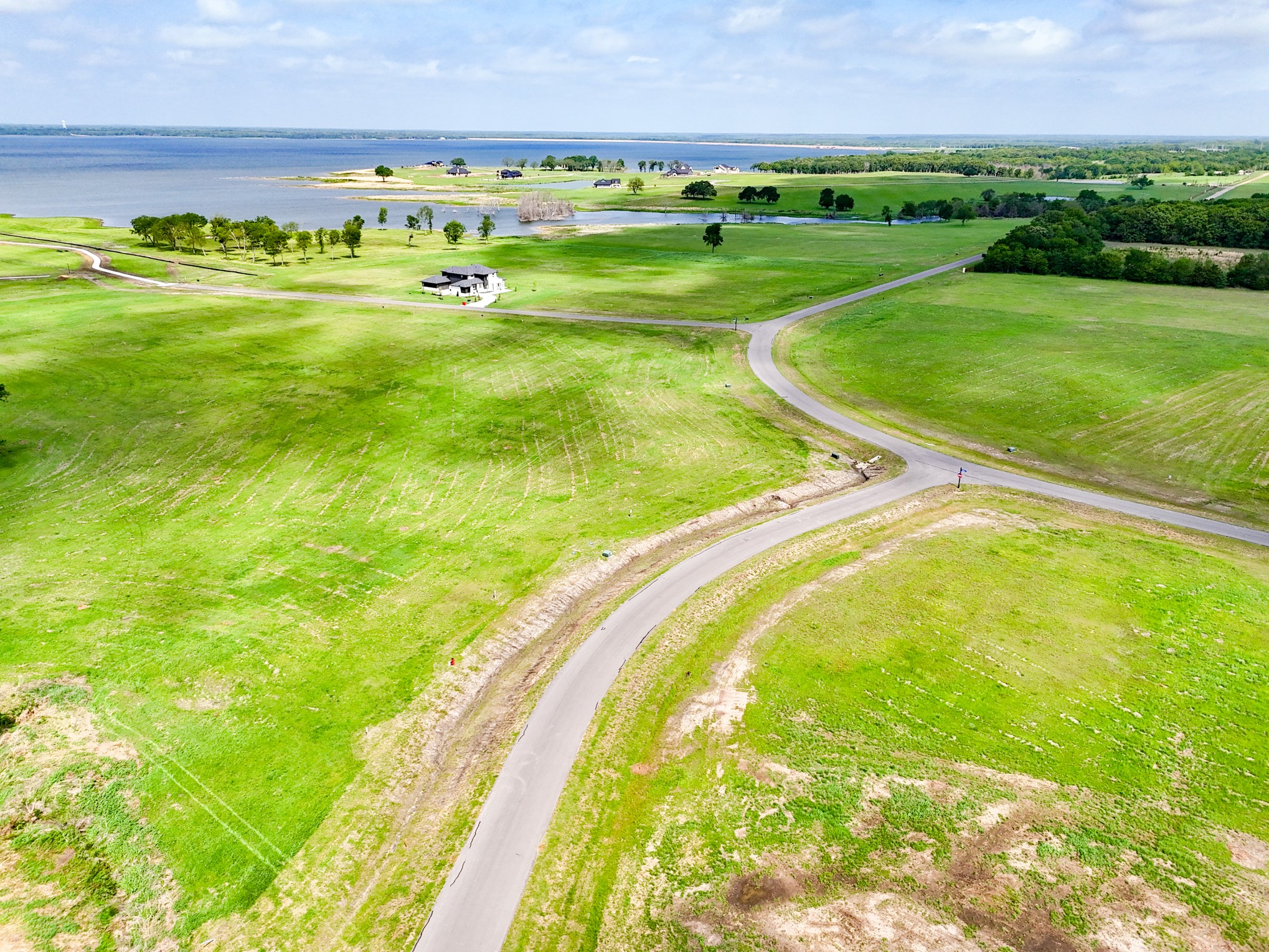 230 Lakewood Lane Honey Grove TX 75446