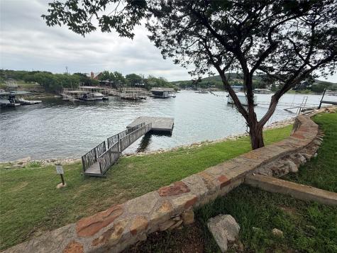 11 Breakwater Bend Graford TX 76449