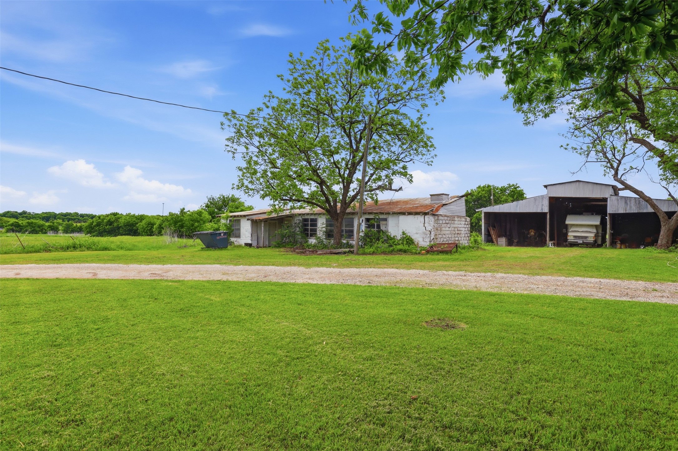 745 County Road 1123 Cleburne TX 76033