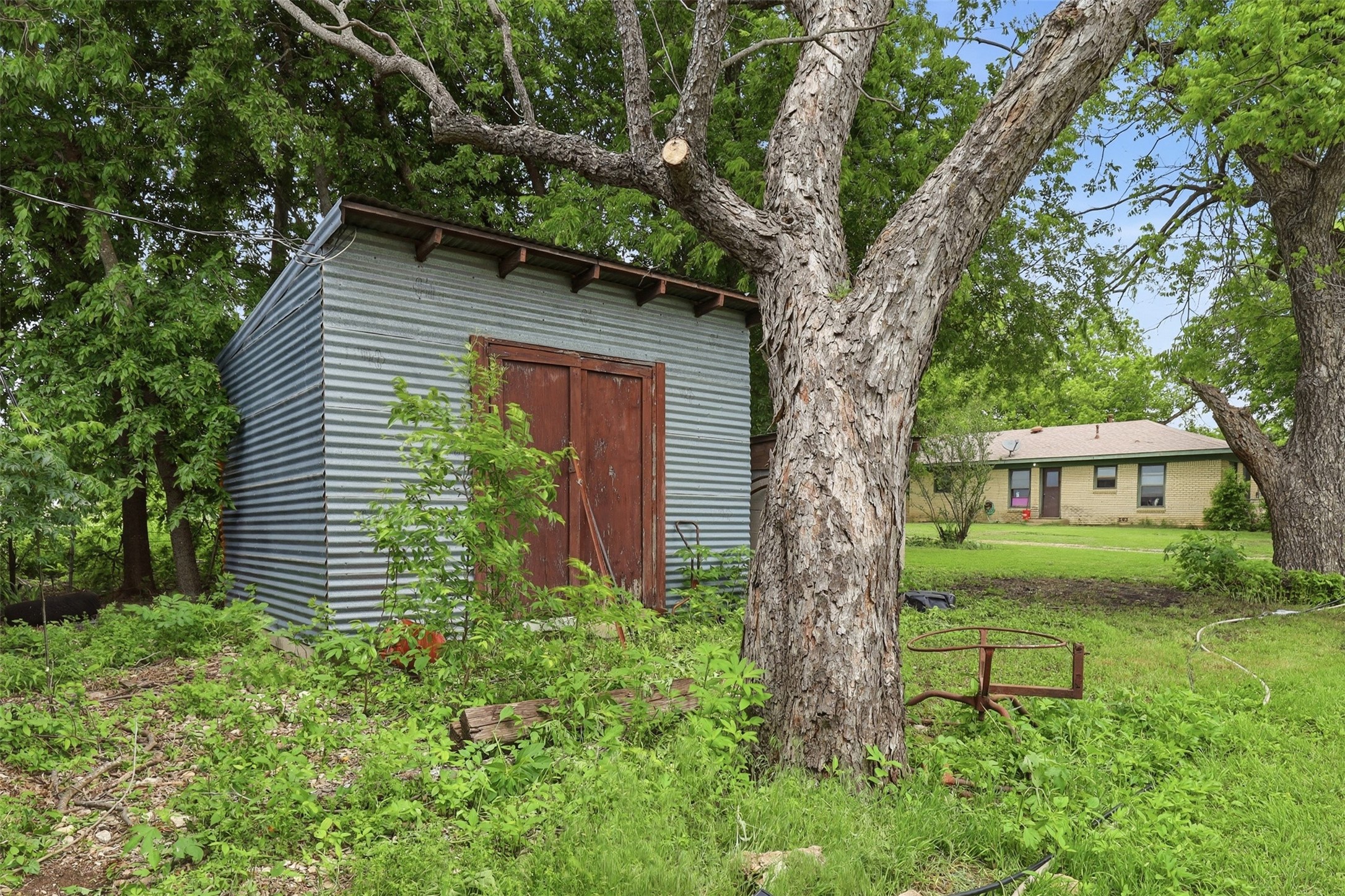 745 County Road 1123 Cleburne TX 76033