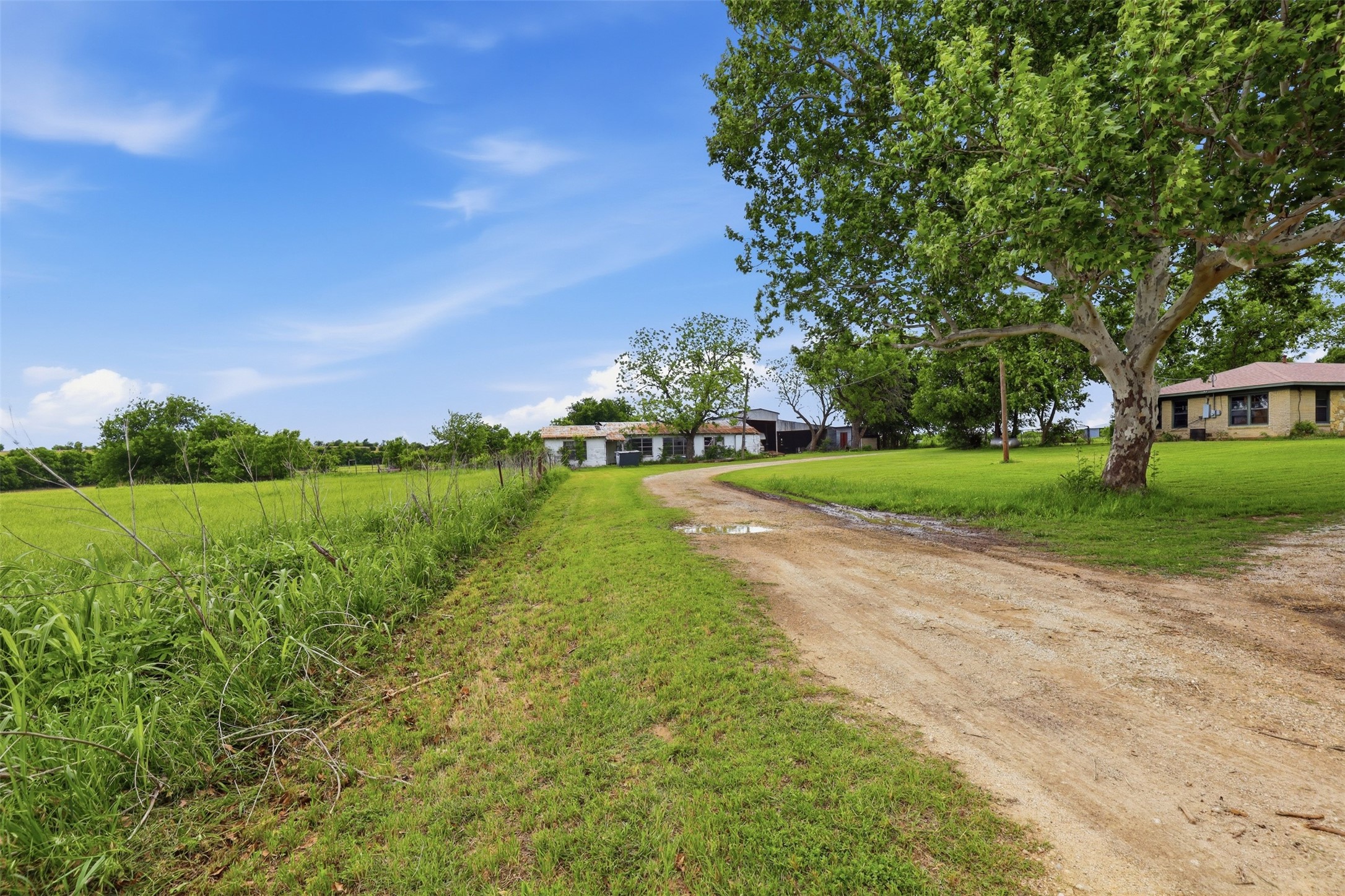 745 County Road 1123 Cleburne TX 76033