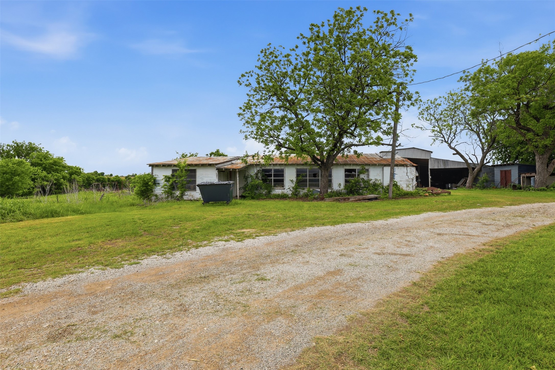 745 County Road 1123 Cleburne TX 76033