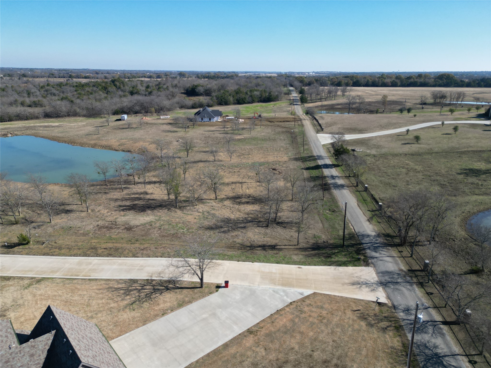 19 Red Bird Lane Bells TX 75414