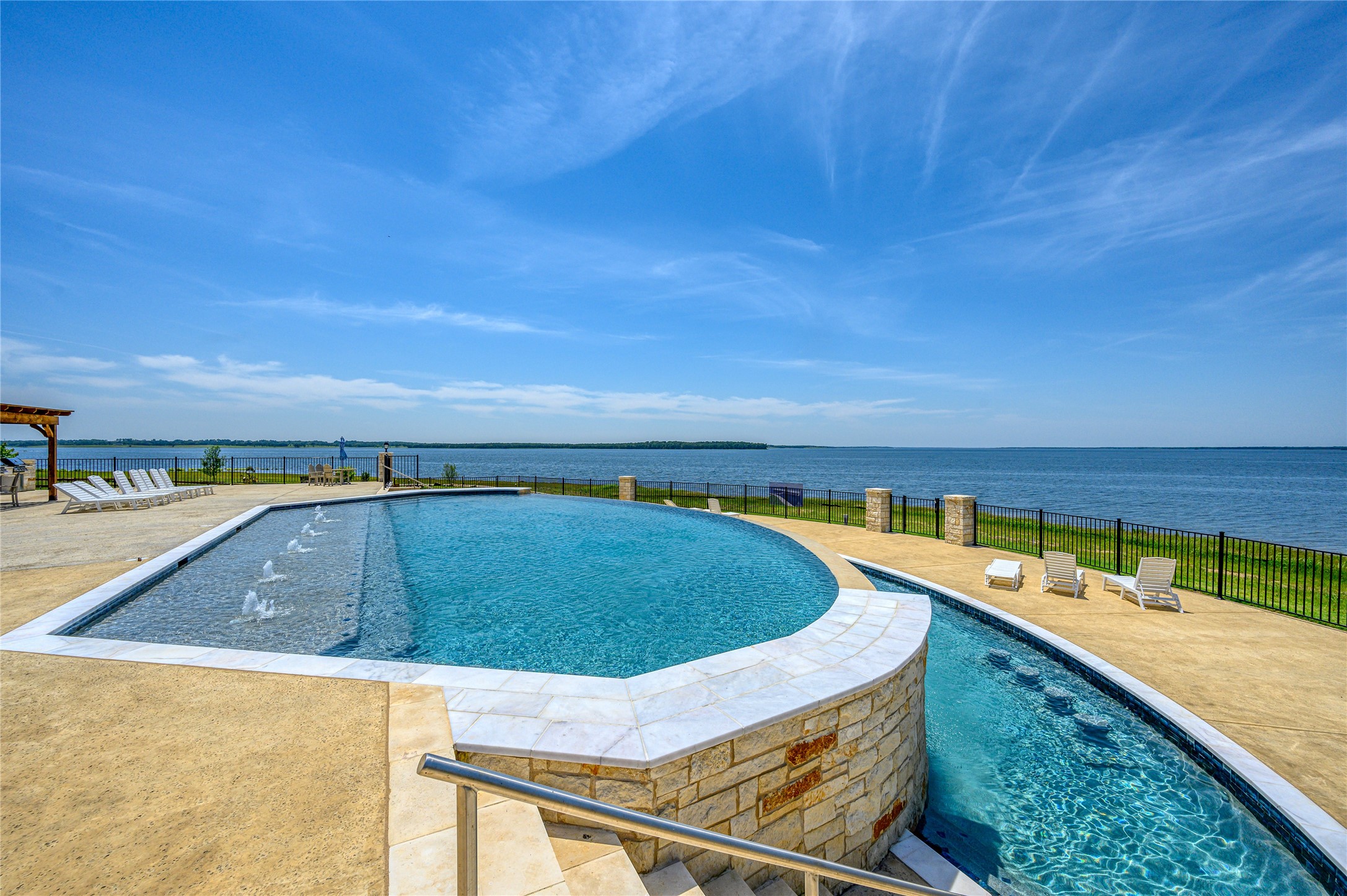 340 Peninsula Drive Honey Grove TX 75446