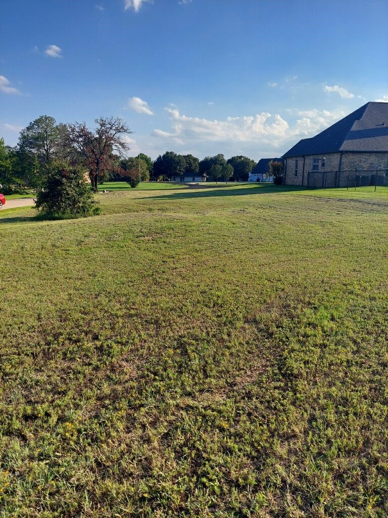 111 Bowie Drive Lake Kiowa TX 76240
