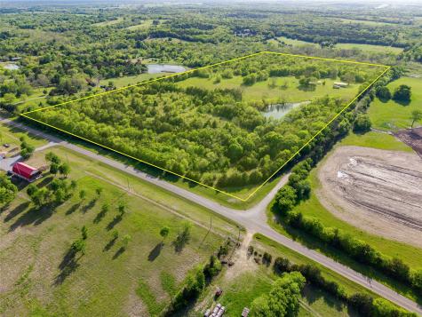 455 County Road 3395 Ladonia TX 75449