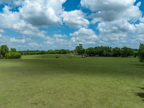 1695 County Road 3408 Jacksonville TX 75766