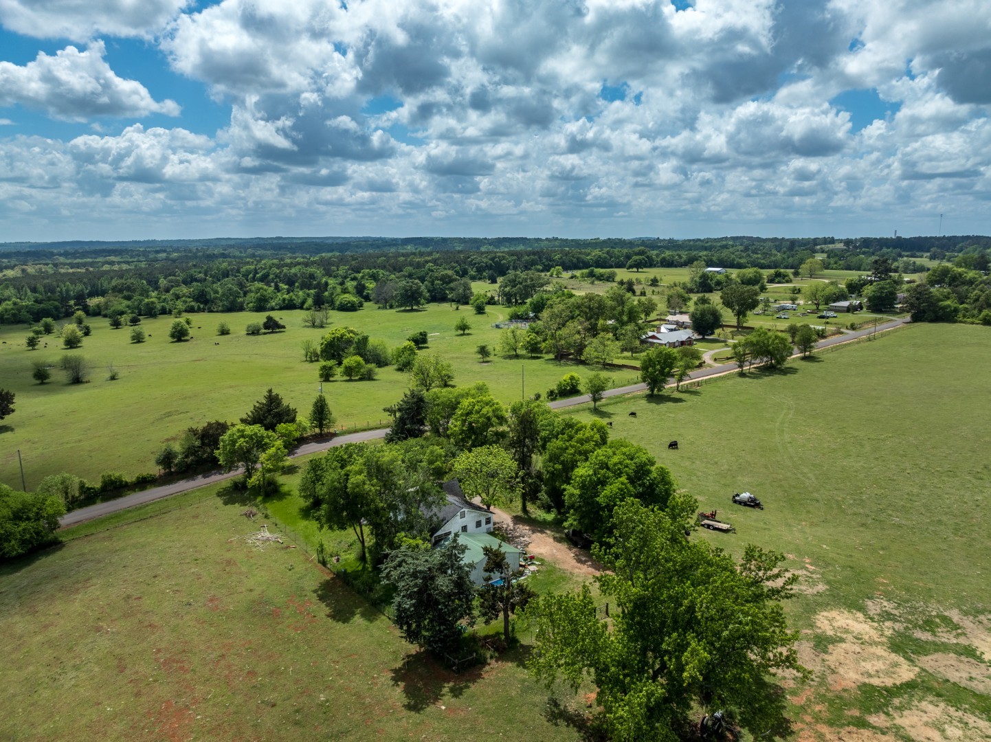 1695 County Road 3408 Jacksonville TX 75766