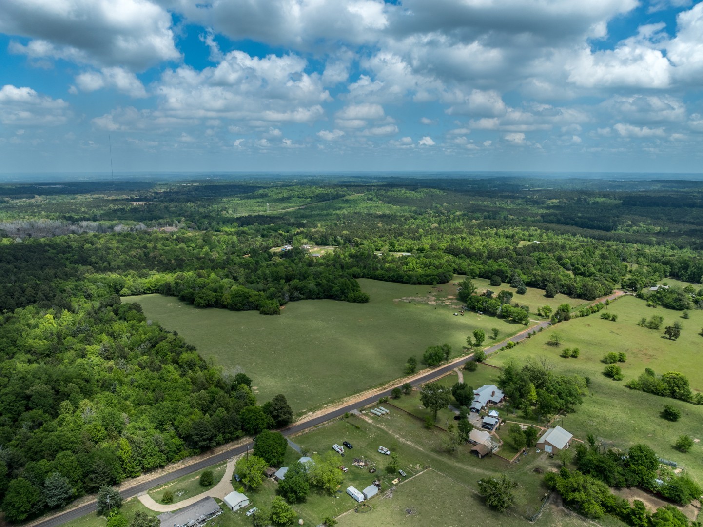 1695 County Road 3408 Jacksonville TX 75766