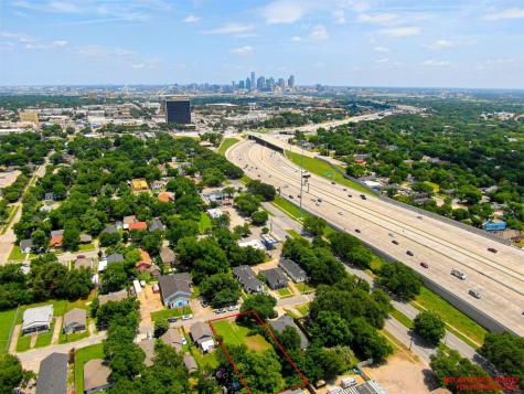 216 W Jerden Lane Dallas TX 75208