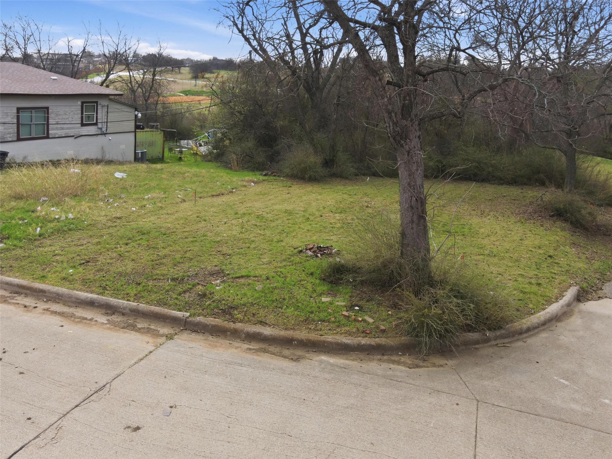 1060 E Oleander Street Fort Worth TX 76104