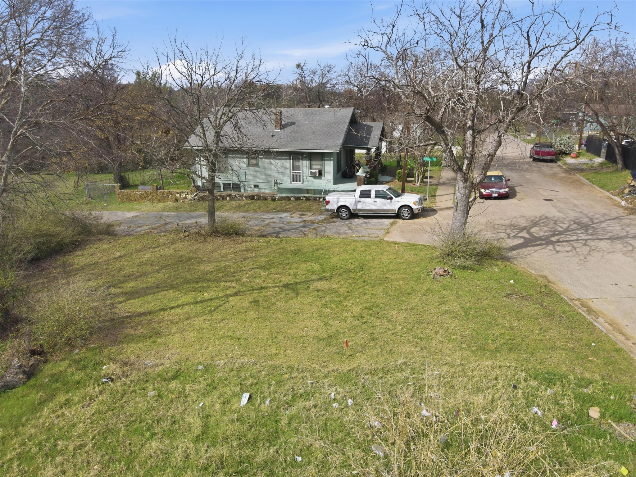 1060 E Oleander Street Fort Worth TX 76104