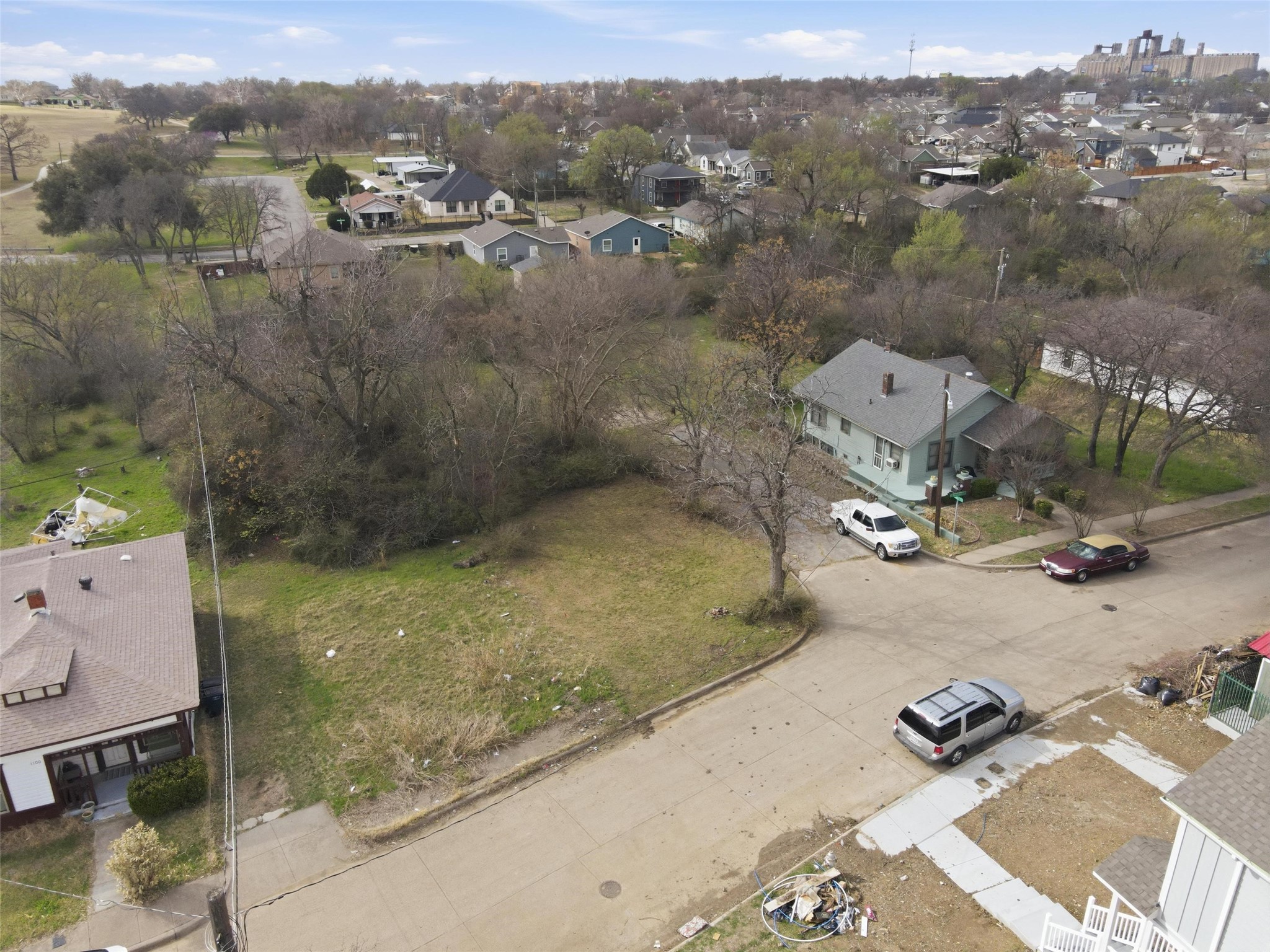 1060 E Oleander Street Fort Worth TX 76104